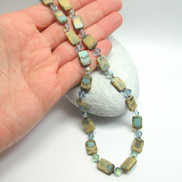 Czech UG bead necklace - Picture 7 of 12